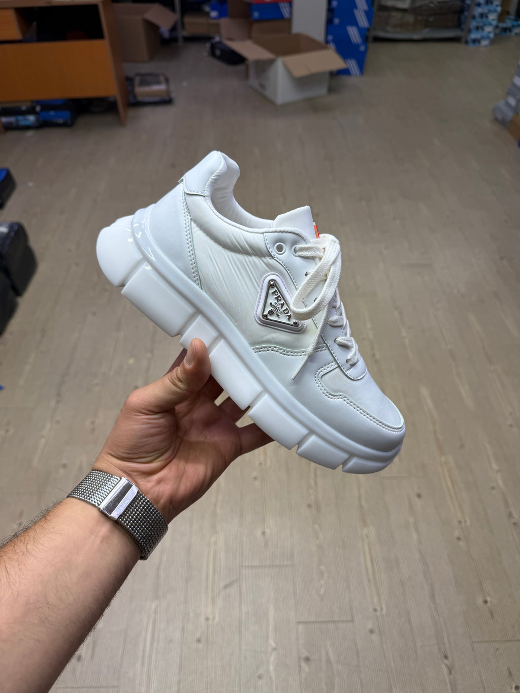 PRADA BEYAZ