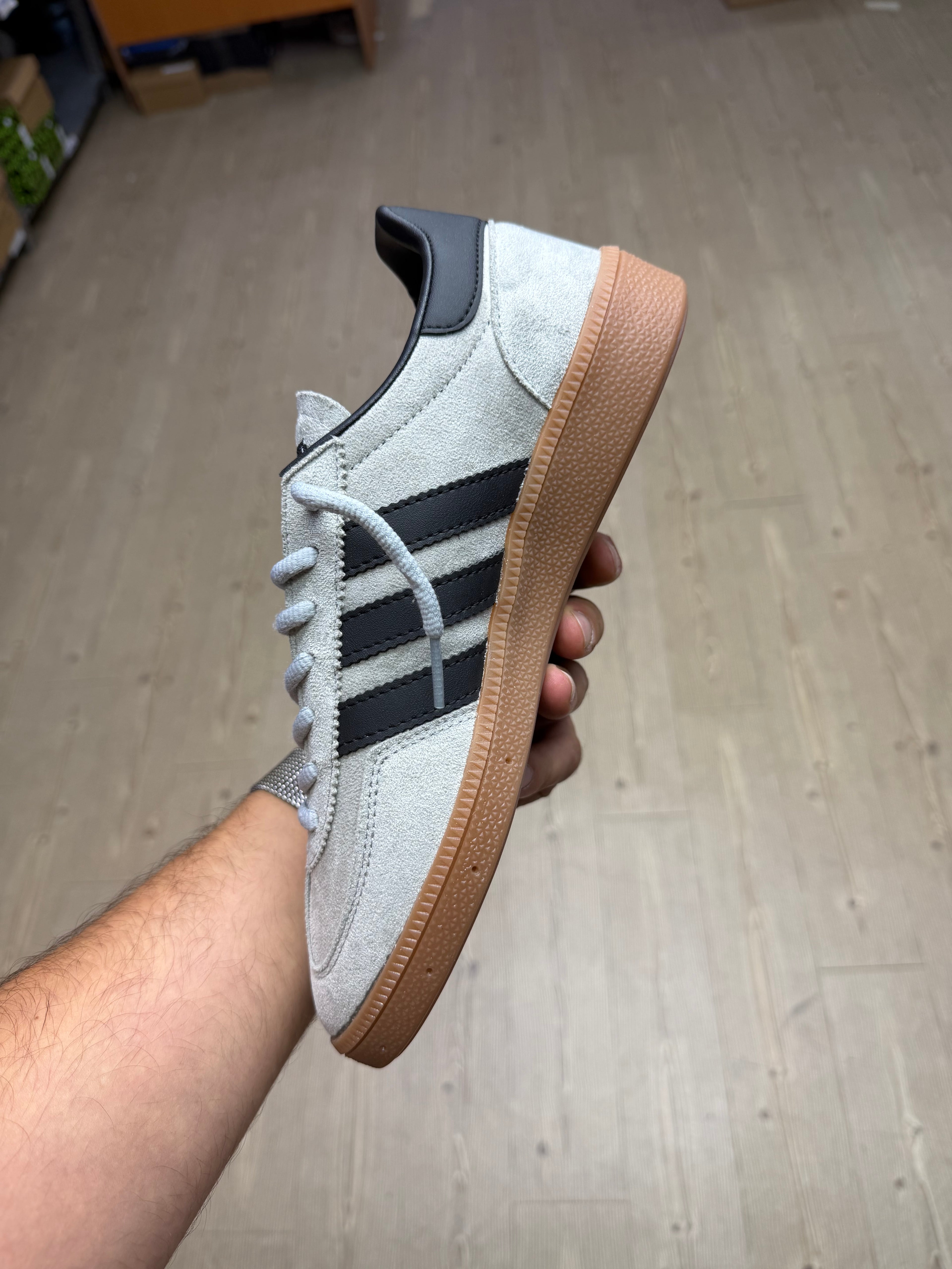 Spezial gri