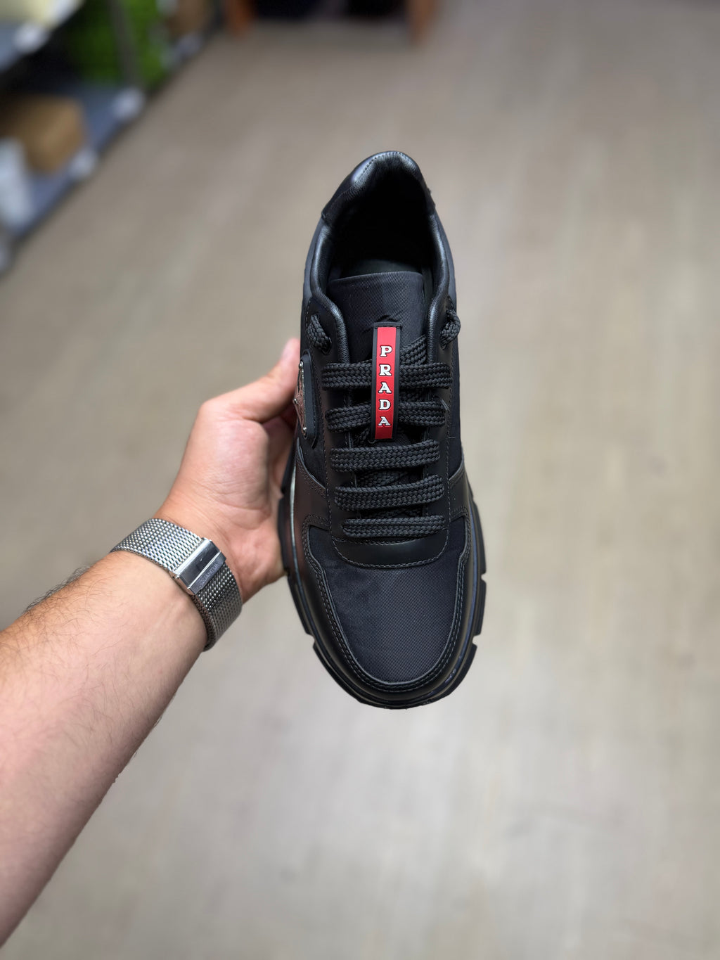PRADA SİYAH